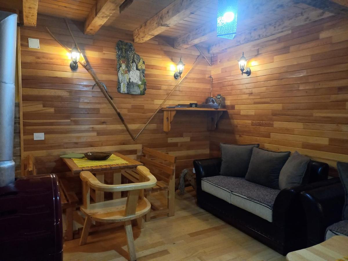 Vila Darija Zabljak  Luaran gambar